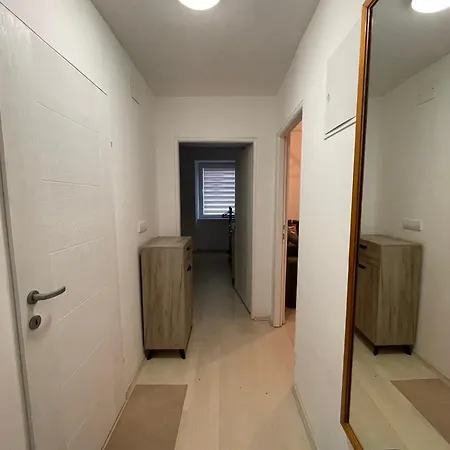 Apartman Ferhadija Old Town 5 *